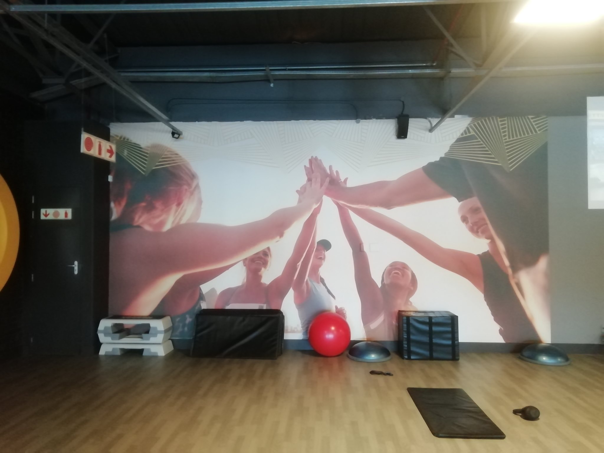 Wallpaper gym